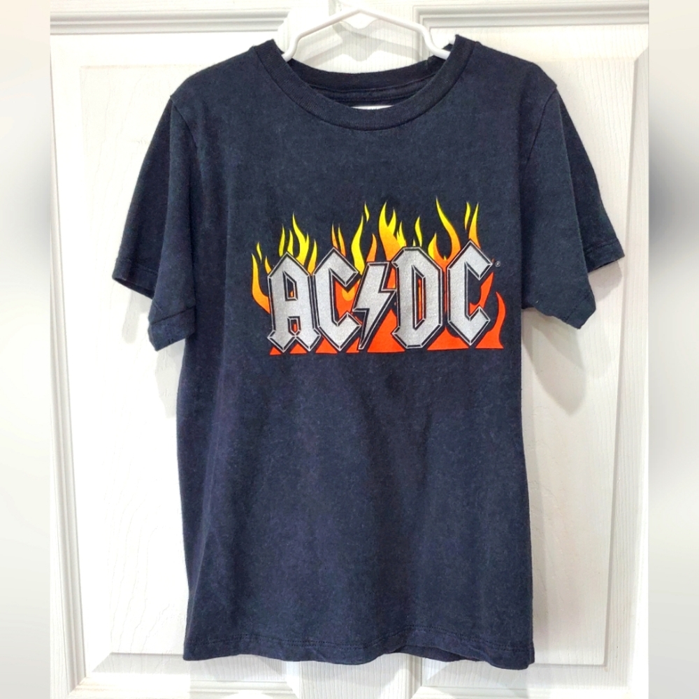 Forever 21 AC/DC Girls Graphic T Shirt Size 9/10